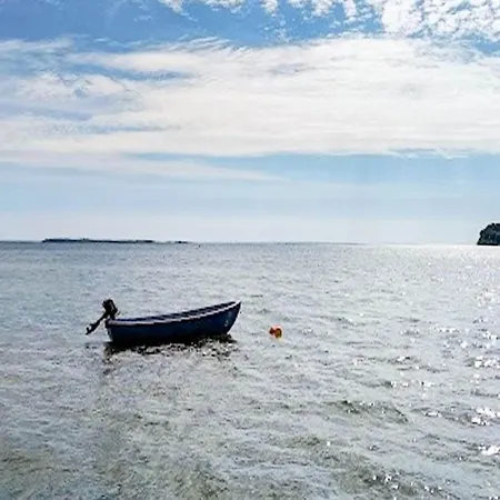 6 Person In Hejls-by Traum